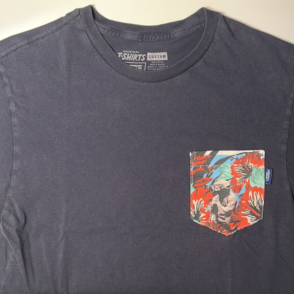 Vans Star Wars Collaboration Custom 100% Cotton Pocket Tee Yoda Floral - Small